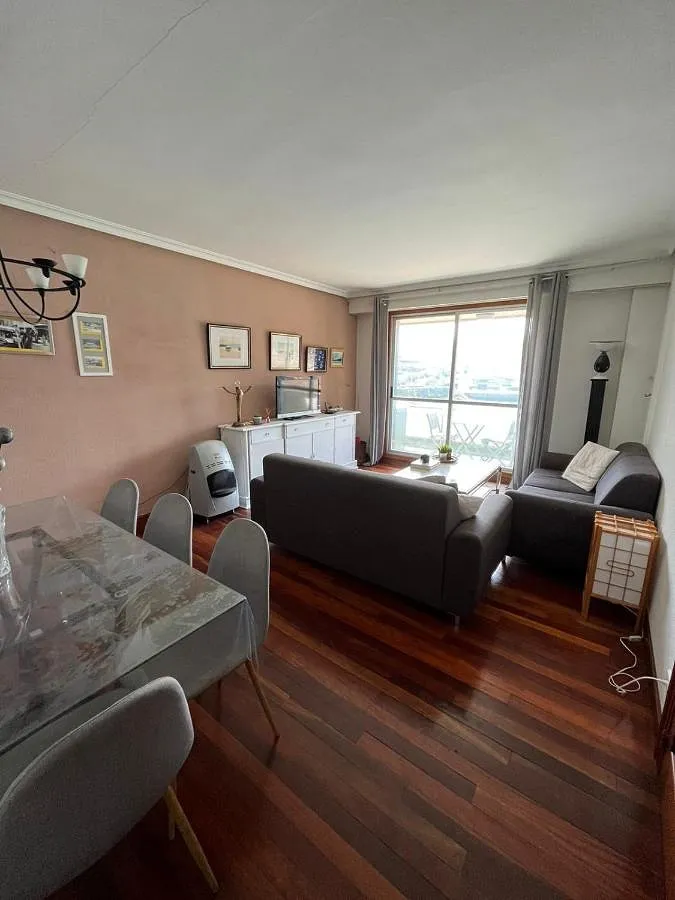 Apartamento de vacaciones para 8 personas, con vistas y balcón - 1