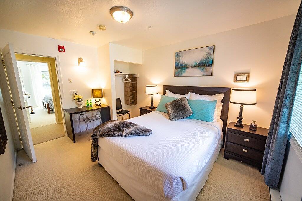 Großer Sandstrand Unser exquisites Boutique Inn mit 10 Schlafzimmern bietet Ihnen .. in Whitewater Ski Resort