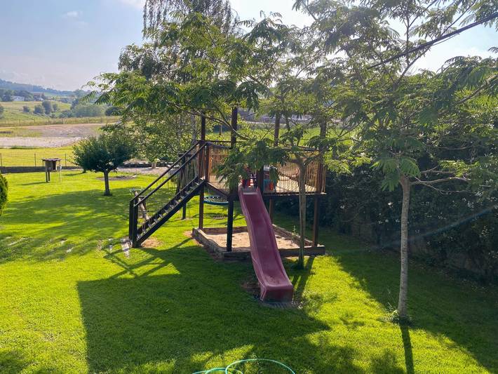 Casa rural para 20 personas, con terraza además de jardín y piscina en Piélagos - 3