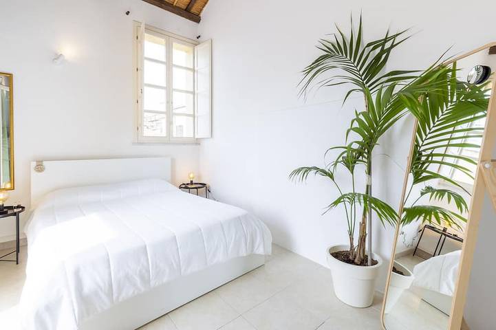 Ganze Wohnung, Penthouse With Seaview Terrace In The City'S Heart in Castello (Cagliari), Cagliari