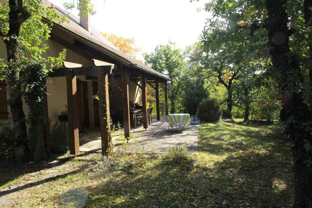 Bright country house with open kitchen in Saint-Jean-de-Laur, Quercy