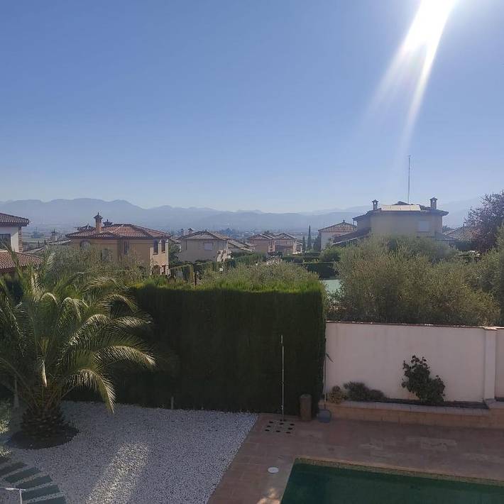 Casa de vacaciones para 8 personas, con piscina además de vistas y jardín en Vega de Granada - 3