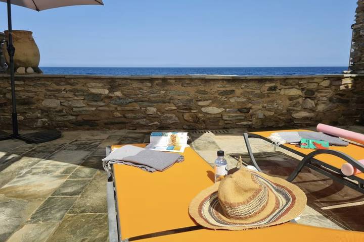 Gîte pour 4 personnes, avec terrasse, adapté aux familles à Brando - 3