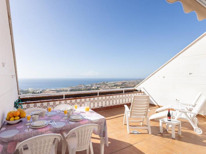 Ganze Ferienwohnung, Privilegiertes Ferienhaus in Sunset-Costa Adeje in Adeje, Teneriffa Süd