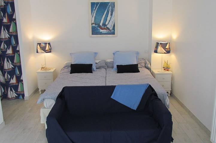 Location de vacances pour 8 personnes, avec jardin à La Rouquette (Aveyron) - 2