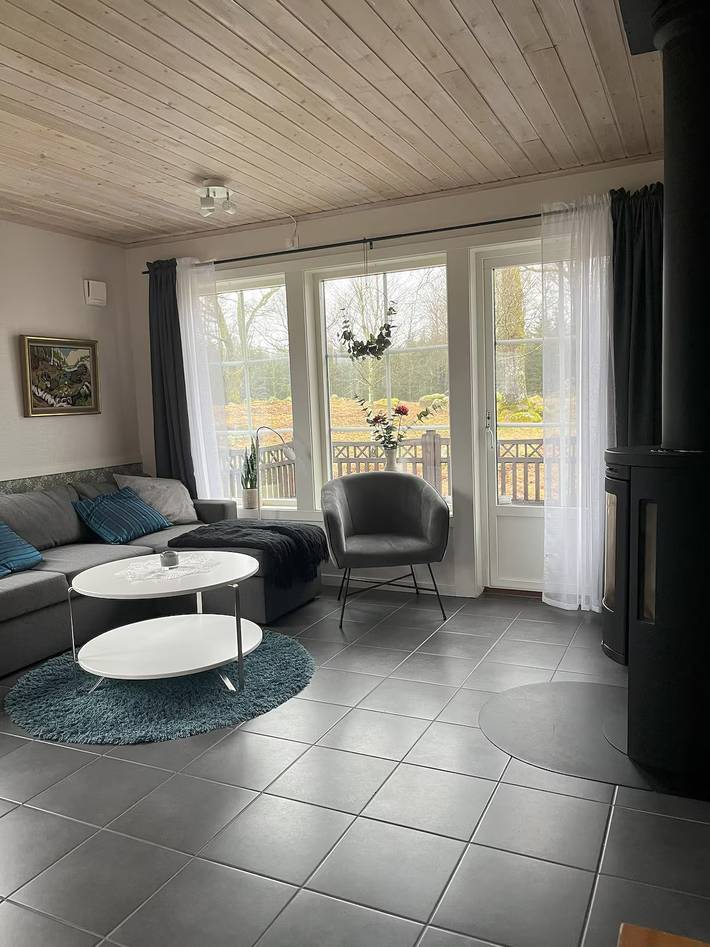 Urlaub unweit vom See mit Möglichkeit zum Angeln und Bootsfahren in Tranemo, Västergötland