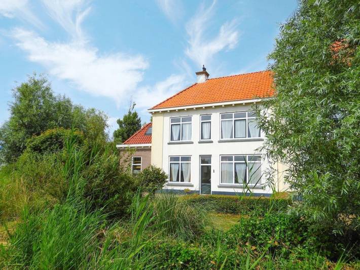 Ferienhaus für 18 Personen, mit Garten und Terrasse, kinderfreundlich in Westkapelle