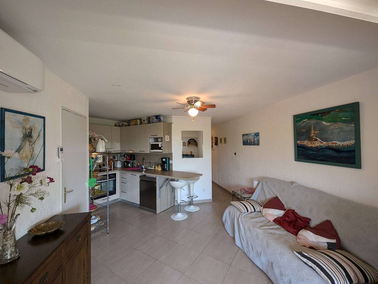 Ganze Ferienwohnung, Ferienwohnung für 4 Personen mit Balkon in La Coudoulière, Six-Fours les Plages