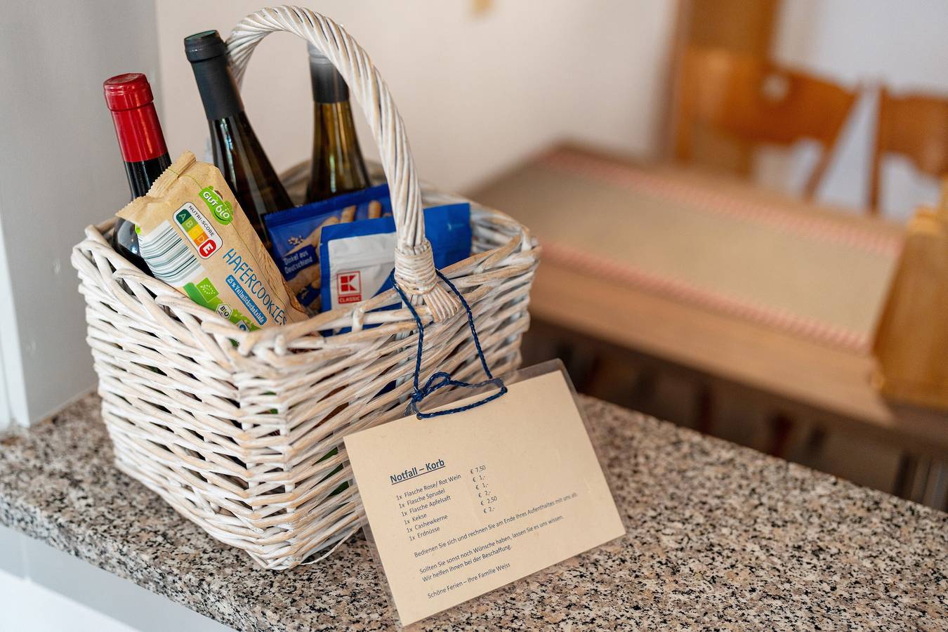 Ganze Wohnung, Apartment 'Fewo Max' mit gemeinsamer Terrasse, Balkon und Wlan in Ettenheim, Hochschwarzwald