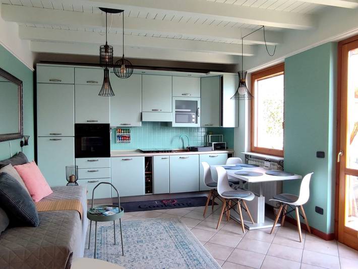 Oasi Azzurra - Drei-Zimmer-Wohnung in einer kleinen Villa mit Terrasse in Fonteno, Lago d'Iseo