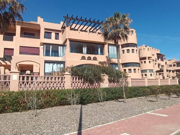 Casa rural para 3 personas, con Balcón/Terraza además de Jardín y Piscina en Adra