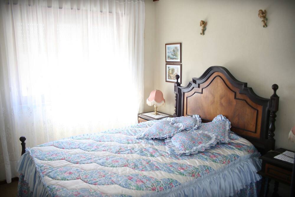 Villa Mouros - Strand von Ericeira in Praia dos Pescadores (Ericeira), Ericeira