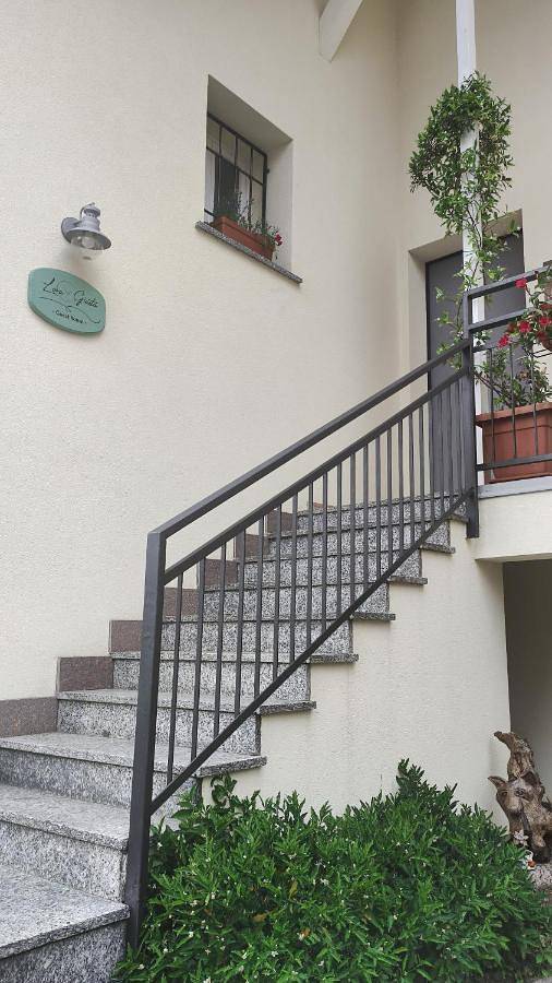 Lora Giusta Guest House in Como, Comer See