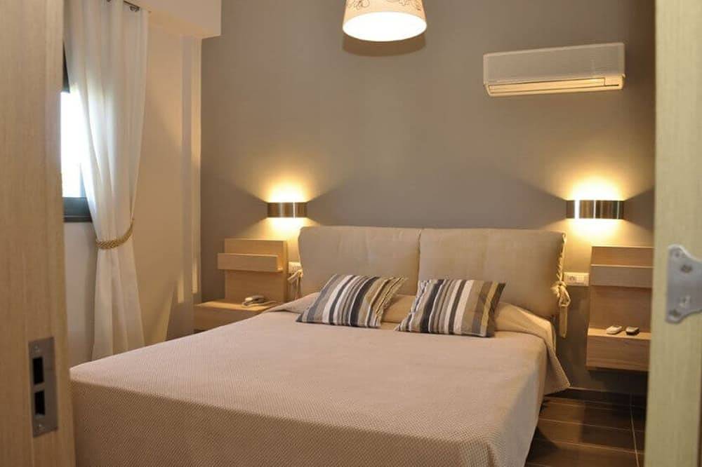 Entire apartment, Astarte Villas - Coco Palm 1 Bedroom  Apartment in Planos, Zakynthos