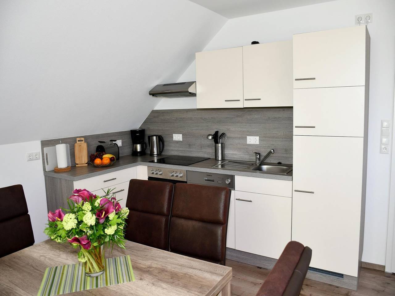 Appartement, douche, Wc, 2 slaapkamers, foto 6