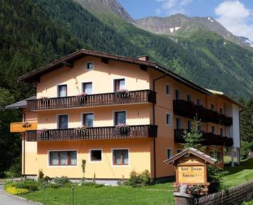 Hotel für 3 Personen, mit Garten und Balkon, mit Haustier in Lieser-Maltatal
