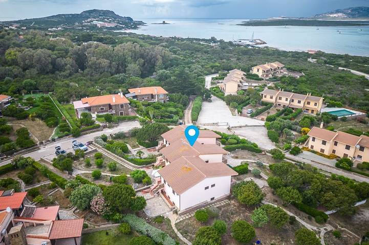 Gîte pour 4 personnes, avec jardin dans Palmadula