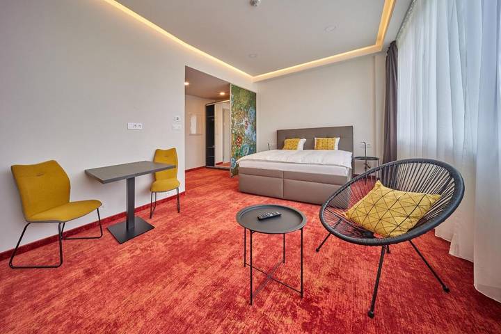 Hotel dla 2 osób, z ogród i widok w Hradec Králové