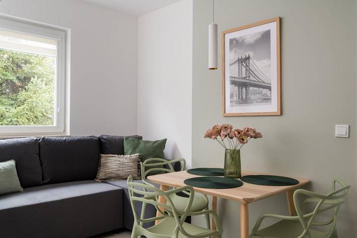 Apartament wakacyjny dla 4 osób, z widok i balkon w Wawer