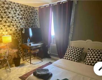 Cottage pour 2 personnes, avec vue et jardin à Viry-Châtillon