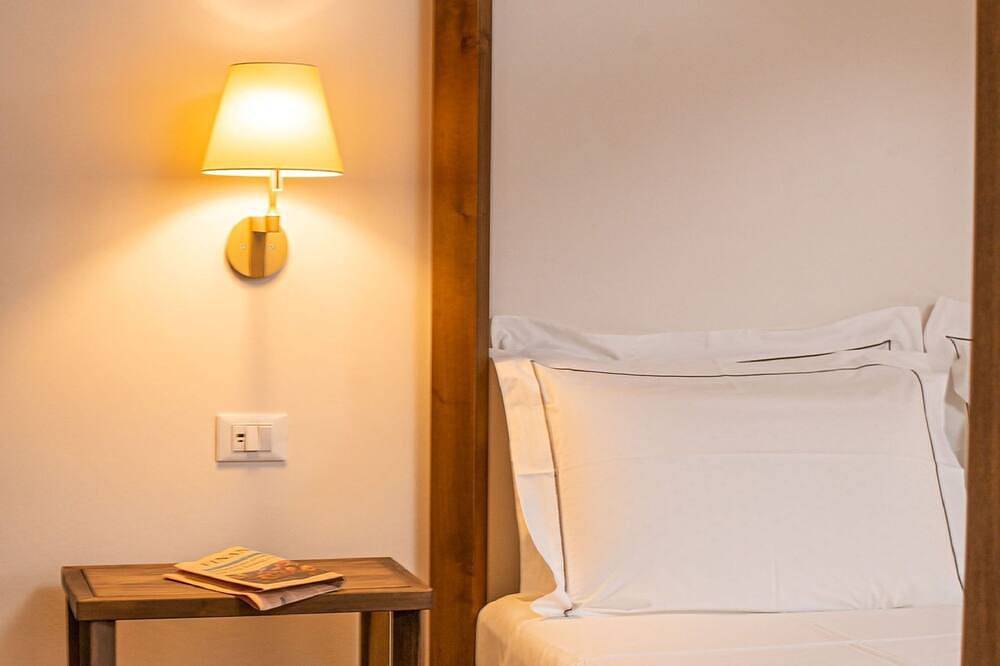 Double room at the Ddò Relais in Puglia. in La Fica, Salento