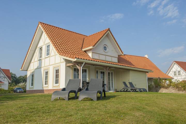 Villa für 10 Personen, mit Terrasse und Garten sowie Sauna in Cadzand-Bad