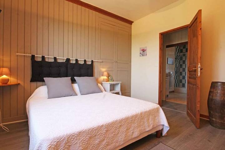 Gîte pour 5 personnes, avec terrasse, animaux acceptés dans Gouffern en Auge - 2