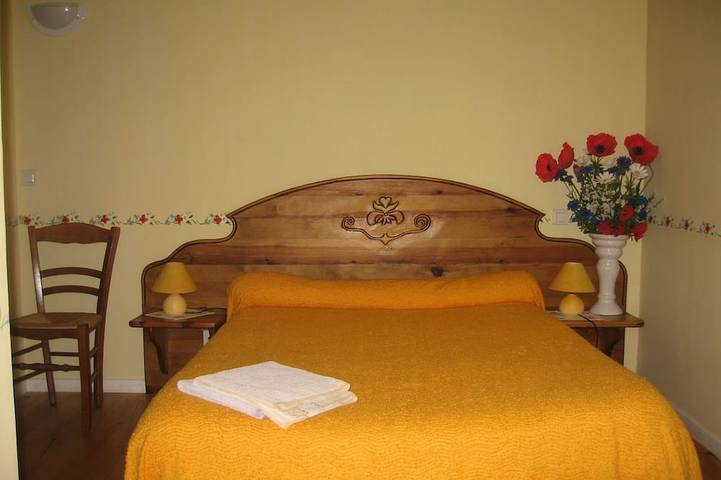 Large family home near Lac de Naussac 15/pers. in Naussac-Fontanes, Mende und Umgebung