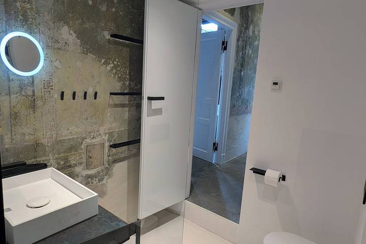 Entire apartment, Altstadtflucht Lüneburg - Historic Gem (Est. 1520) Meets Modern Design in Lüneburg, Nordheide