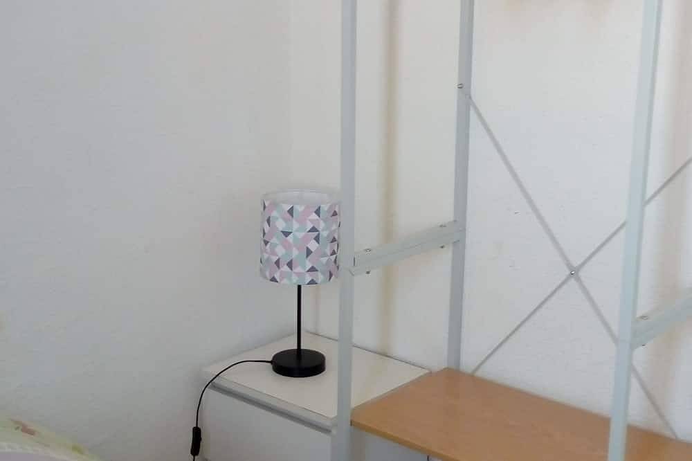 Appartement entier, Gruissan (Aude) Appartement calme, vue/port plaisance, Clim, Sdb neuve, Parking in Gruissan (Ville), Gruissan