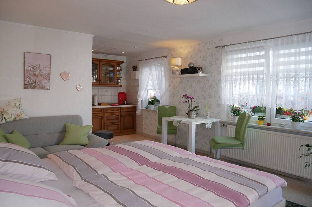 Ganze Wohnung, Bungalow Rarek 20 Gehmin. vom Ostseestrand - Bungalow in Morgenitz, Rankwitz