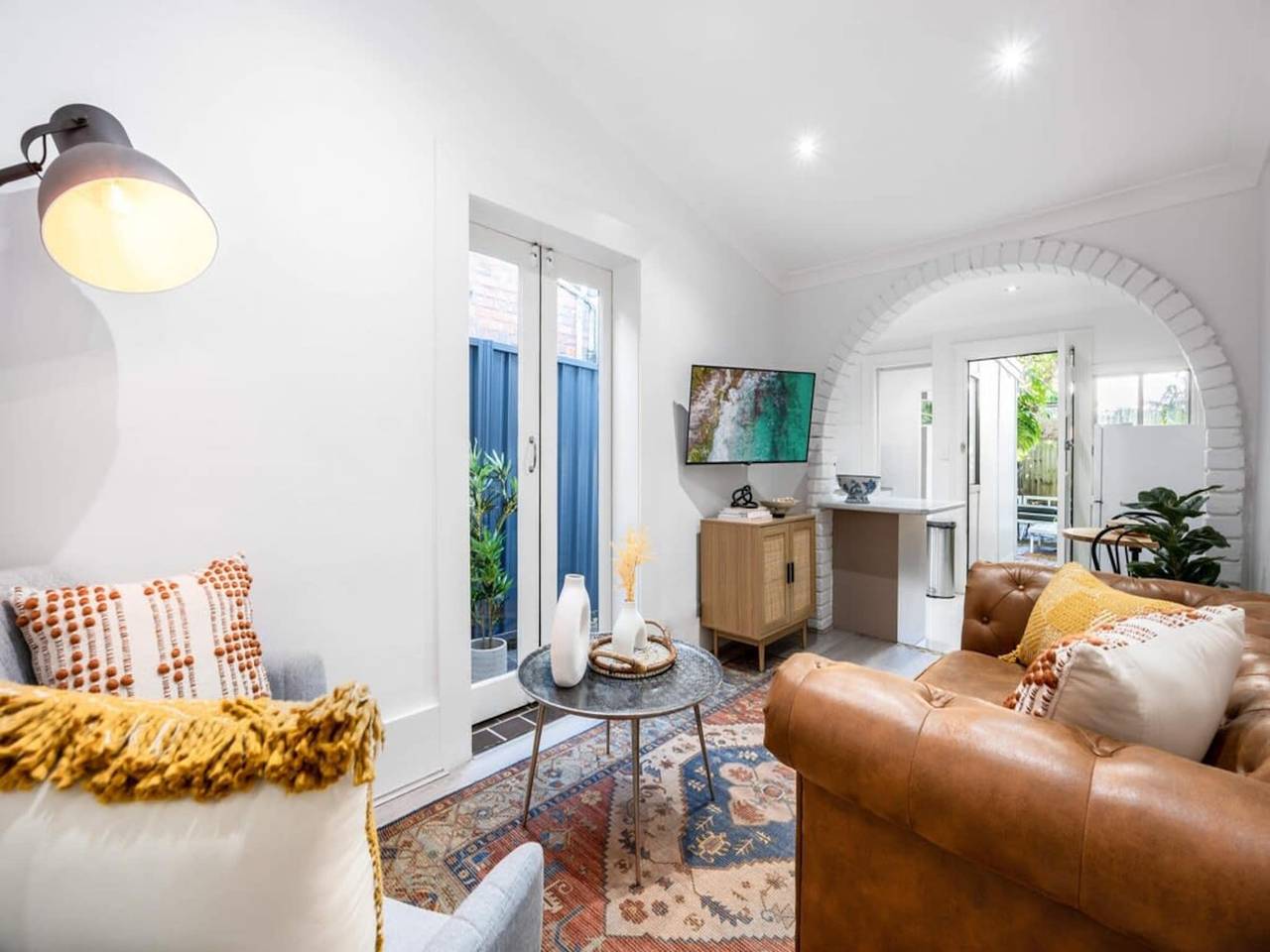 Entire apartment, Contemporary 2-Bed House in Trendy Enmore in Newtown (Sydney), Sydney