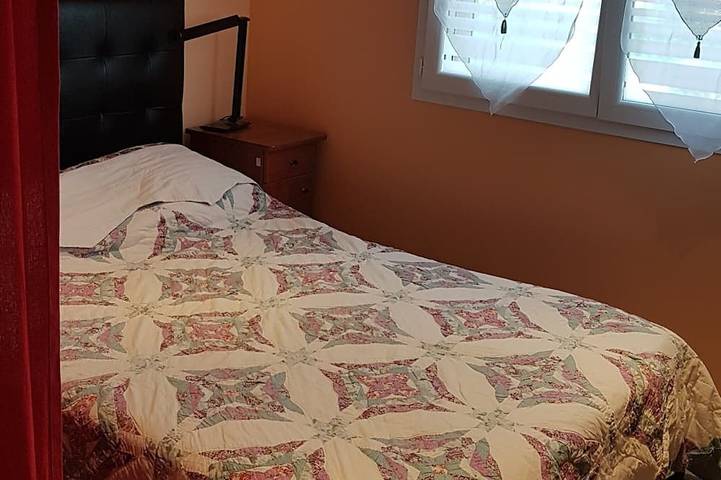 Location de vacances pour 6 personnes à Saint-Privat-des-Vieux - 2