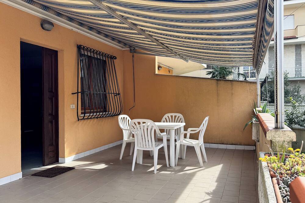 Apartamento entero, Casa Morena - Tres Habitaciones Piso, Capacidad 6 in Ortona, Ortona (Municipio)