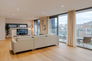 Loft for 4 Guests in Islington, London, Picture 2