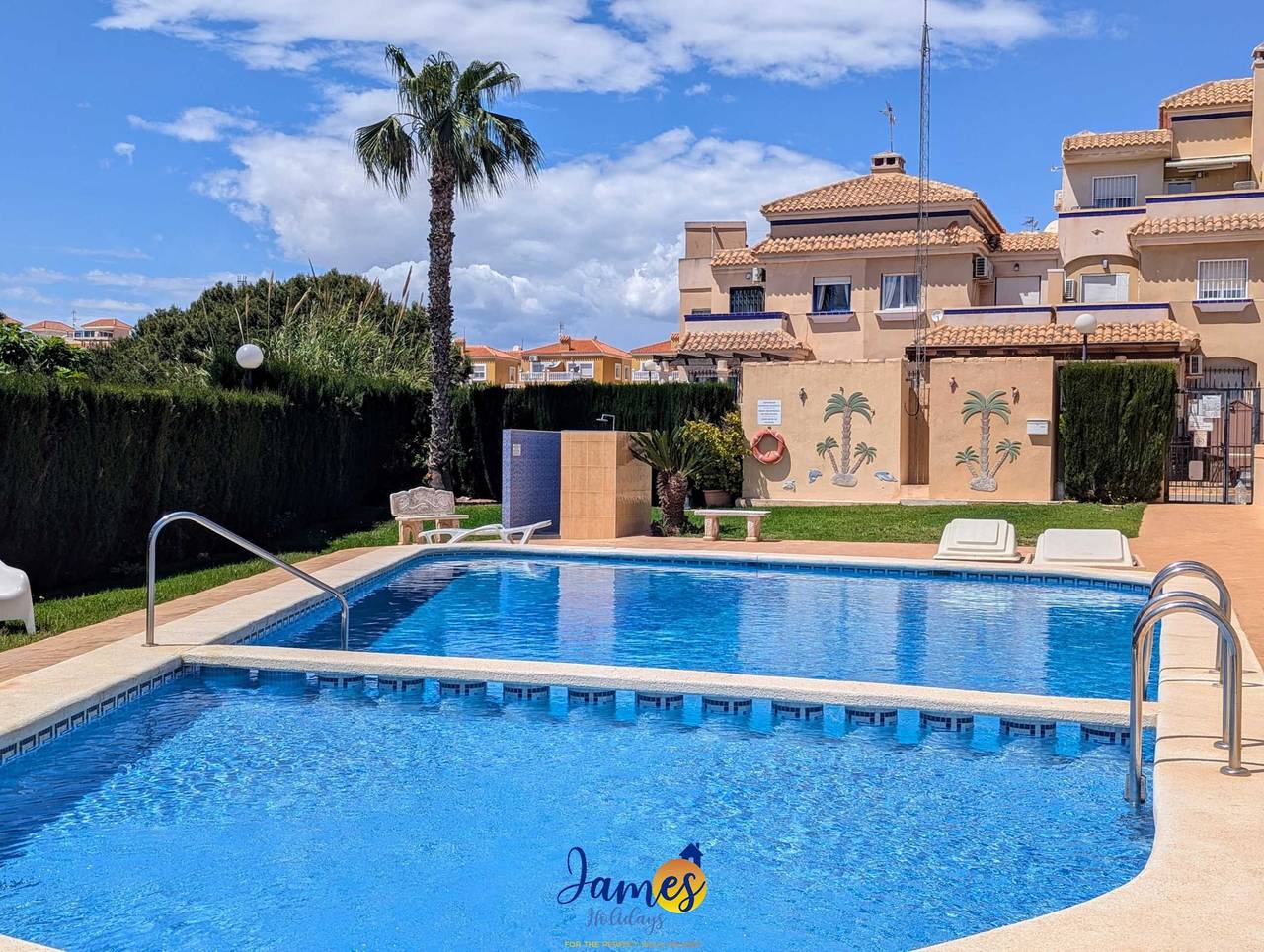 Rustic 2 Bedroom townhouse in La Zenia Lz14 in La Zenia, Orihuela