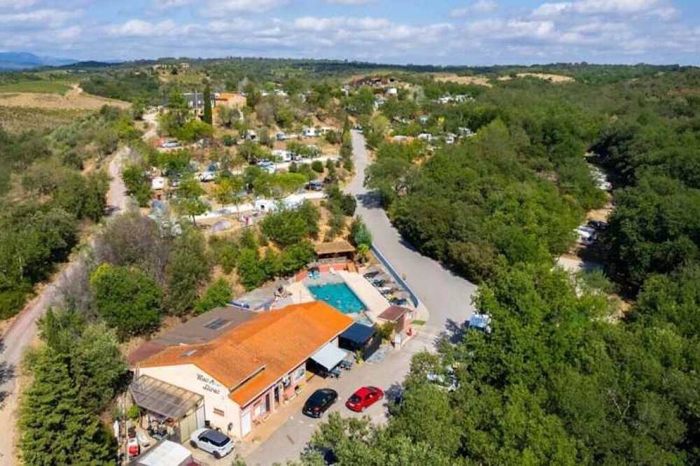 Camping 4 étoiles - Parc aquatique - eecbhd in Le Boulou, Céret region