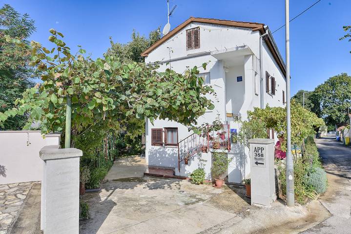 Appartamento per 4 persone, con terrazza a Parenzo