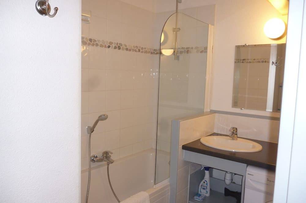 Entire apartment, Apartment For 2 Or 3 Pers Thonon Center in Thonon-les-Bains, Thonon-les-Bains region