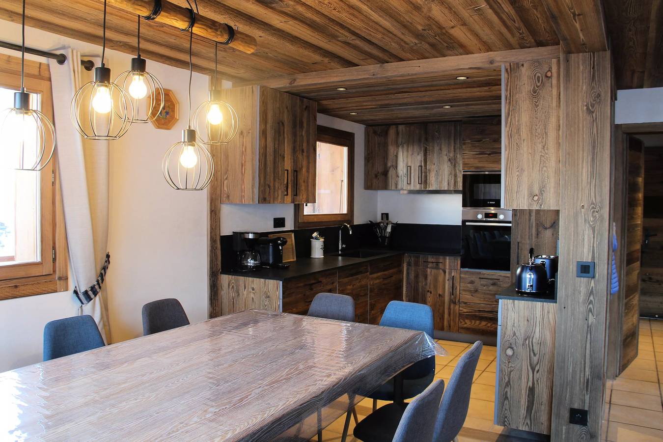 Apartamento entero, 6 estancias por 10 personas in Le Grand-Bornand, Región de Annecy