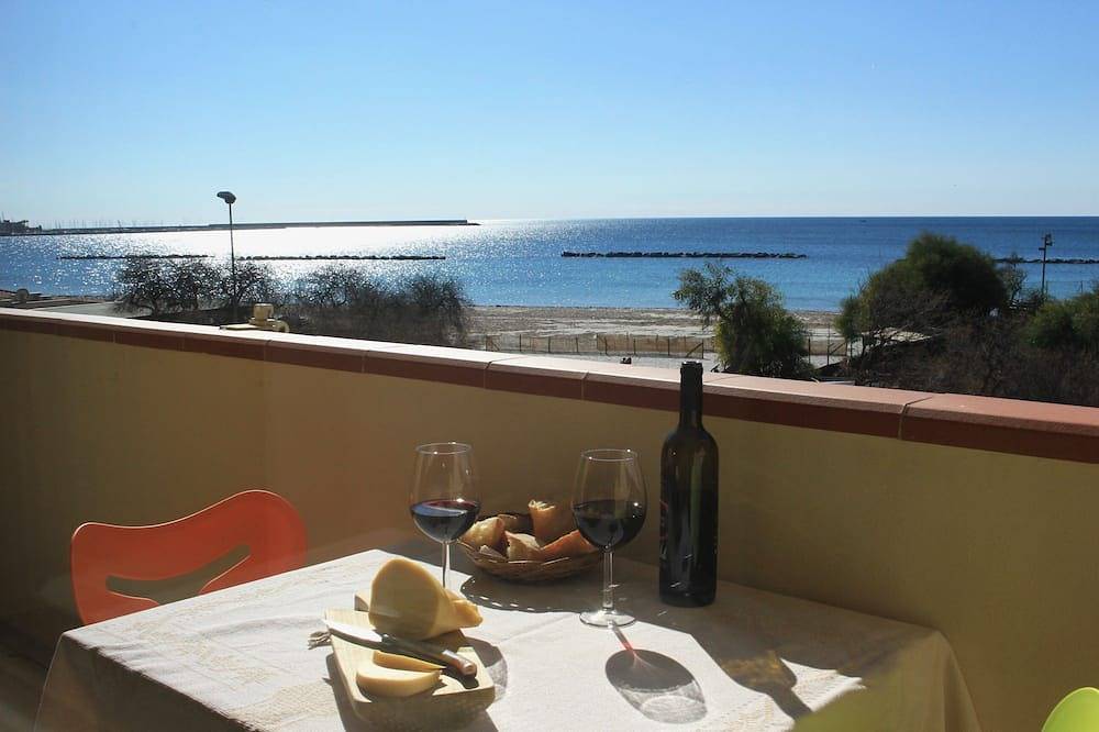 Ganze Wohnung, Die romantische Sunset-Wohnung bietet Ihnen einen unvergesslichen Blick auf das Meer in Spiaggia di Maria Pia (Alghero), Alghero