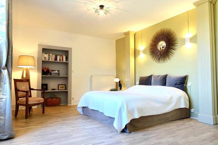 Gîte pour 3 personnes, avec jardin et piscine à Cluny - 2