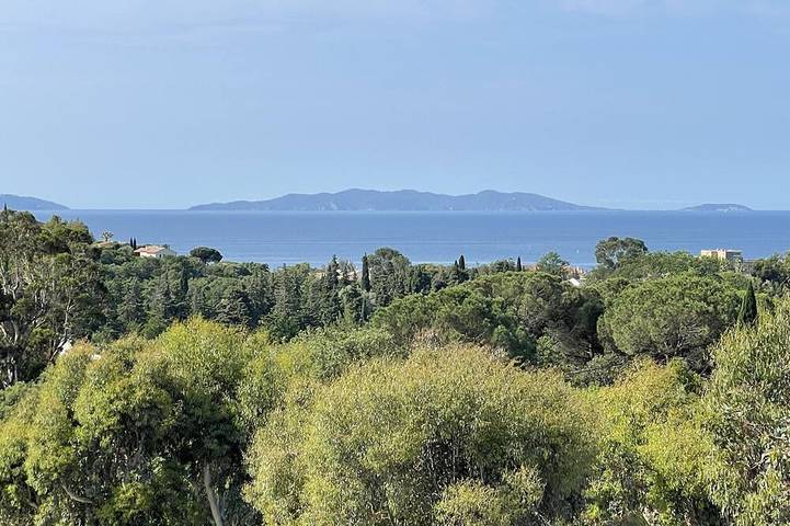 Maison de vacances pour 8 personnes, avec balcon ainsi que jardin et jacuzzi dans Cavalière