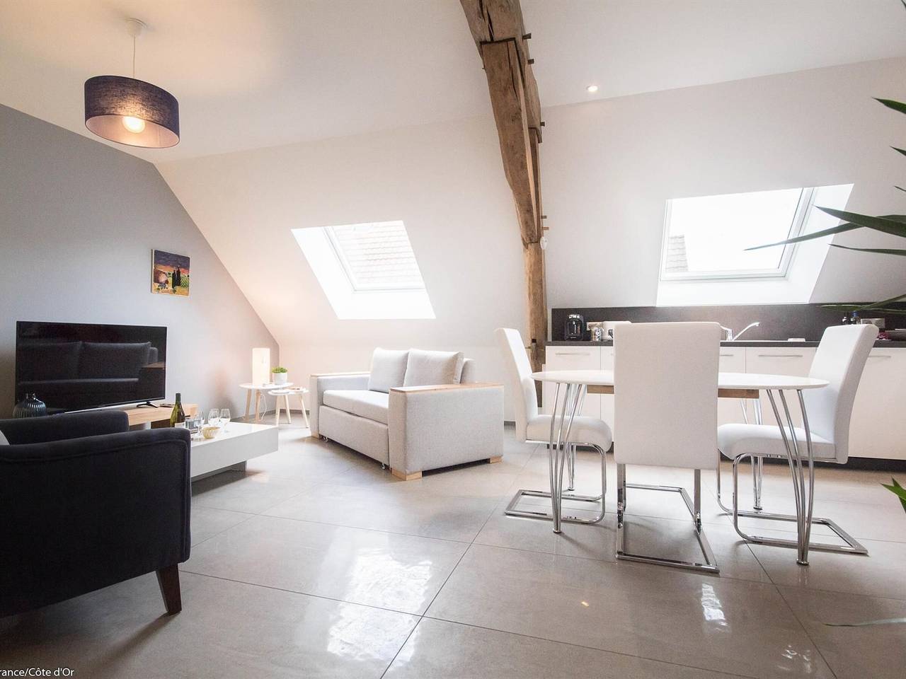 Ganze Wohnung, Elegantes Ferienhaus im Weinberg, 2 Zimmer, Klimaanlage, Nähe Beaune in Puligny-Montrachet, Beaune und Umgebung