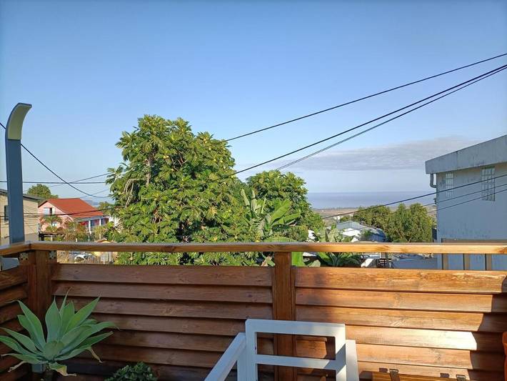 Gîte pour 2 personnes, avec terrasse et vue dans Bois de Nèfles - 3