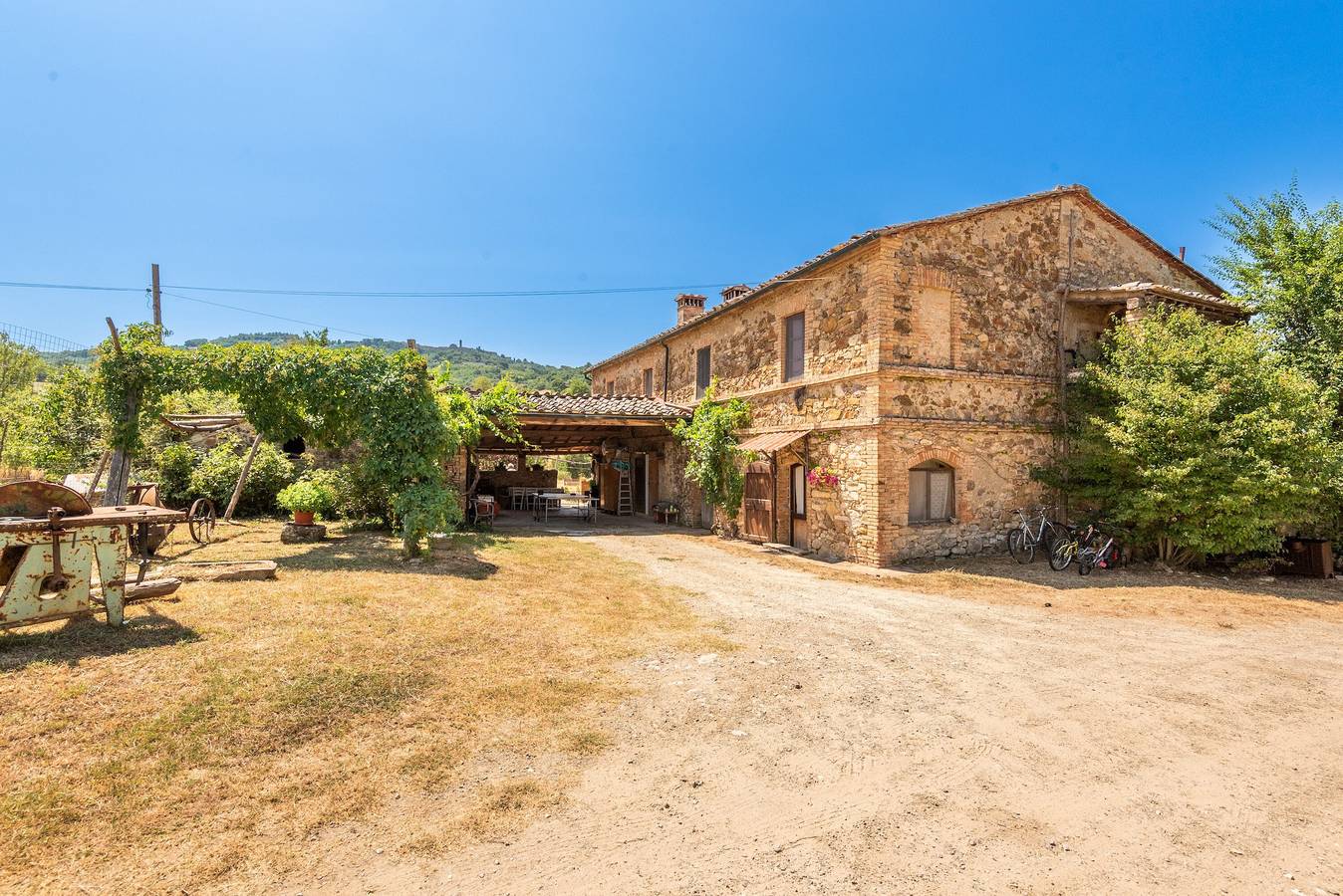 Appartamento intero, Appartamento 'Agriturismo San Domenico-Il Roseto' con piscina privata, terrazza in comune e Wi-Fi in Radicondoli, Siena e dintorni
