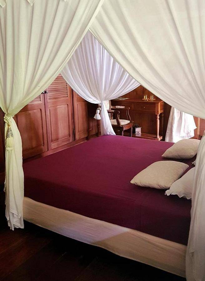 Chambre d’hôte pour 2 personnes, avec jardin ainsi que terrasse et piscine, animaux acceptés