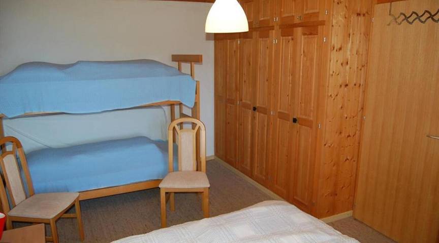 Gîte pour 4 personnes, avec jardin ainsi que terrasse et vue dans Nax - 4