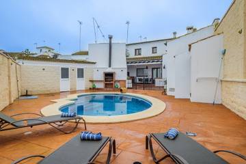Casa rural con piscina para 10 personas, con balcón en Sierra Sur de Sevilla
