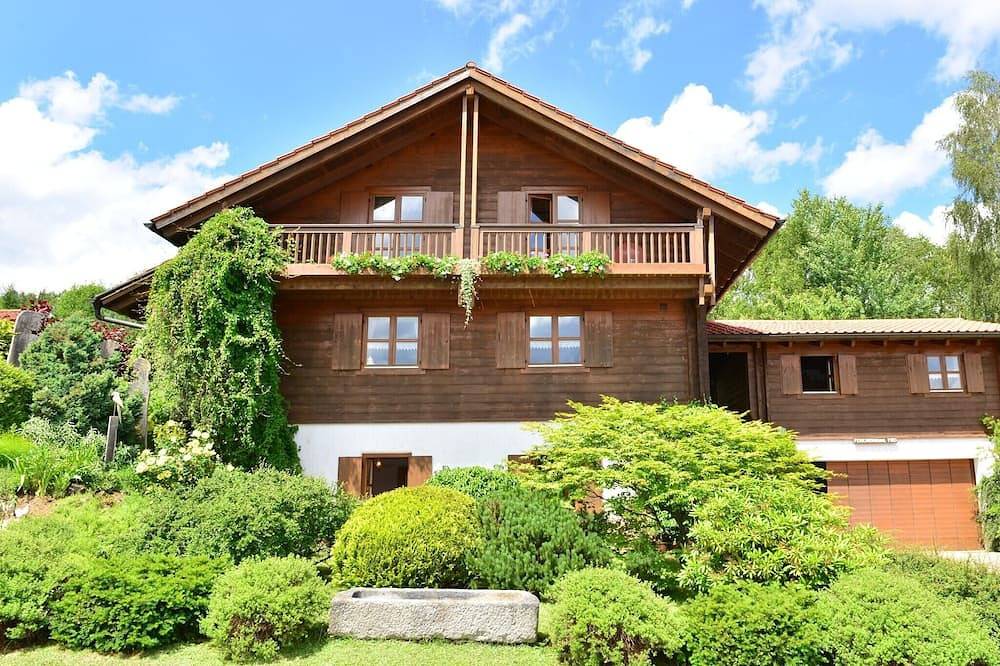 Ganze Wohnung, Wohnung in Bayerisch Eisenstein nahe Skipisten in Bayerisch Eisenstein, Arberland
